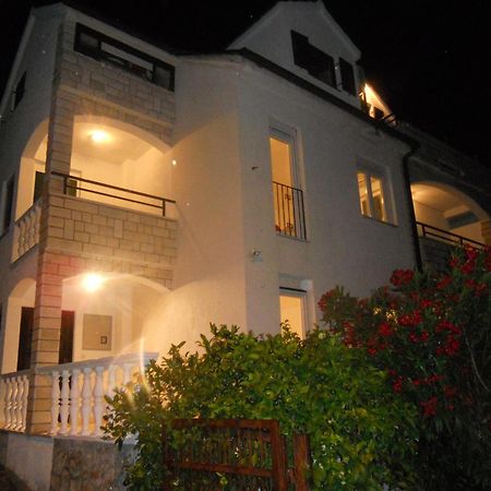 Villa Yvonne Трогир Экстерьер фото
